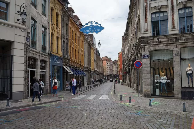Trois rues du Vieux-Lille deviennent piétonnes le soir pendant tout l'été