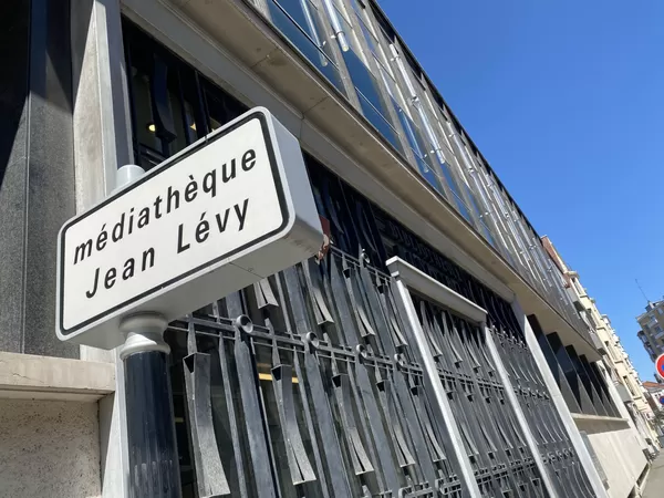 La Médiathèque lilloise Jean-Lévy a démarré son click'n collect