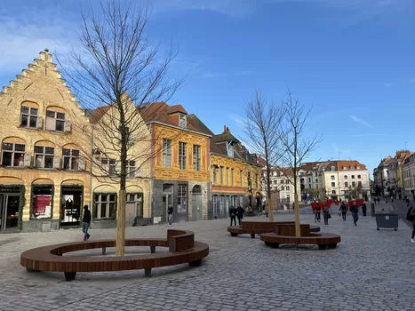 La nouvelle place Louise-de-Bettignies est officiellement terminée