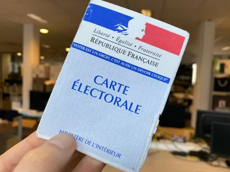 Sinon, dimanche, on vote pour renouveler les conseils départementaux et régionaux