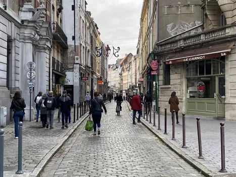 La piétonnisation du centre et du Vieux-Lille le samedi va continuer