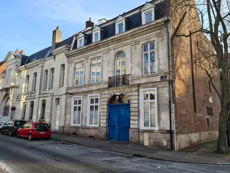 À Lille, la Villa Village propose des apparts pas chers pour les gens dans le besoin