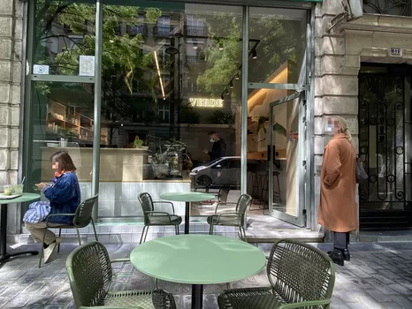 Les salades gourmandes et saines de Verde commencent à régaler le boulevard Carnot