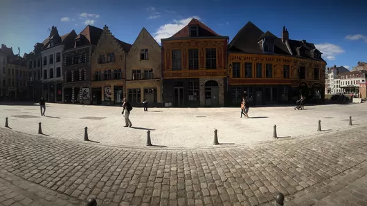 La Place Louise-de-Bettignies a dit adios aux travaux