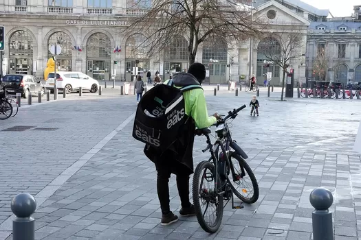 [Couvre-feu] Pourra-t-on commander à manger après 20 heures ?