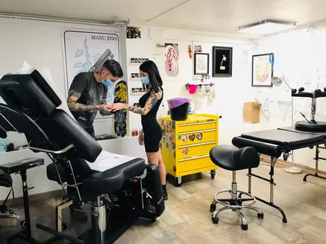 Chez Kawaii Place, on a poussé les murs pour tatouer en toute sécurité