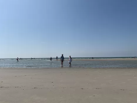 En tant que  frontalier.e.s, peut-on aller à la plage en Belgique ?