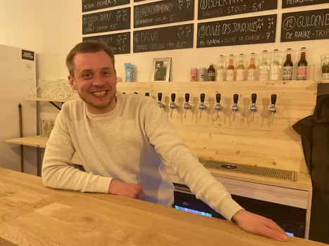 Le bar à bières artisanales Raising Hops a ouvert dans le centre de Lille