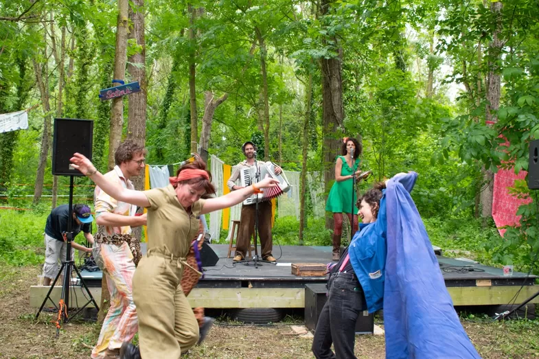 Le festival en forêt l'Embarcadère c'est ce week-end à Fromelles