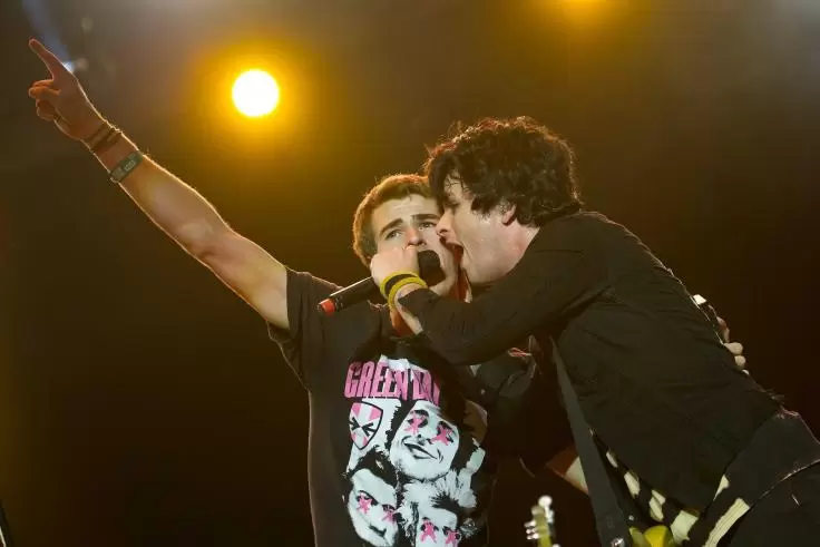 Green Day, star du vendredi, a fait monter un fan sur la scène. ©Archives Pascal Bonnière/VDN