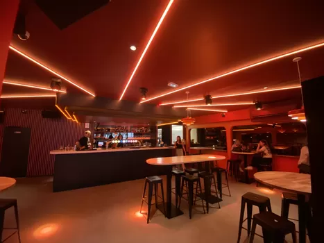 Cagnard, le nouveau bar qui donne chaud au Nouveau Siècle à Lille