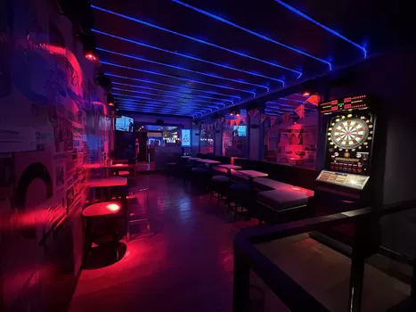 Bib's, le nouveau bar qui a ouvert rue Royale