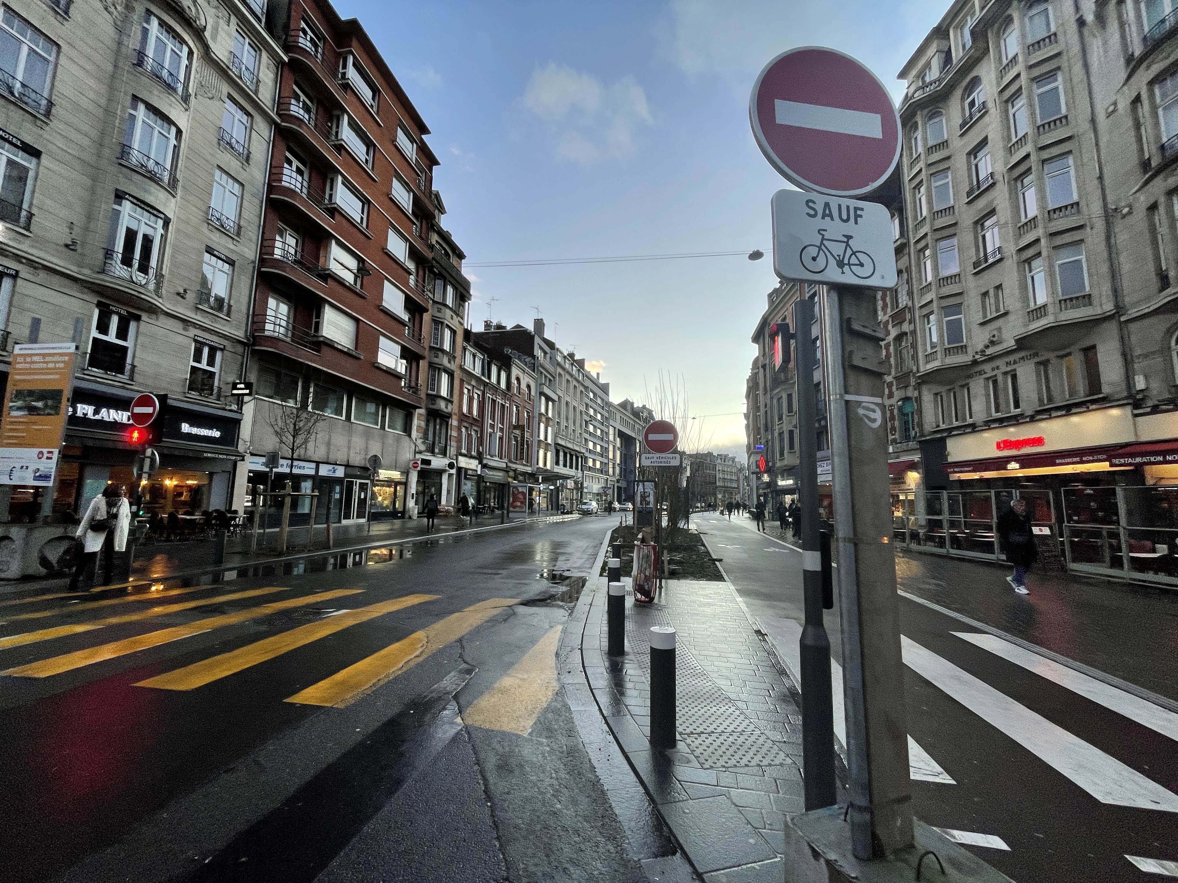 Rue du Molinel au niveau de la rue de Tournai.